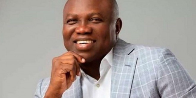 LAGOS INTENSIFIES EFFORTS TO CURB MENACE OF TRAFFIC ROBBERS, STREET TRADING