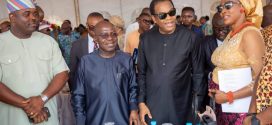“Funeral Service of Elder Kalu: Governor Otti Champions Return of Nigeria’s Talented Minds”